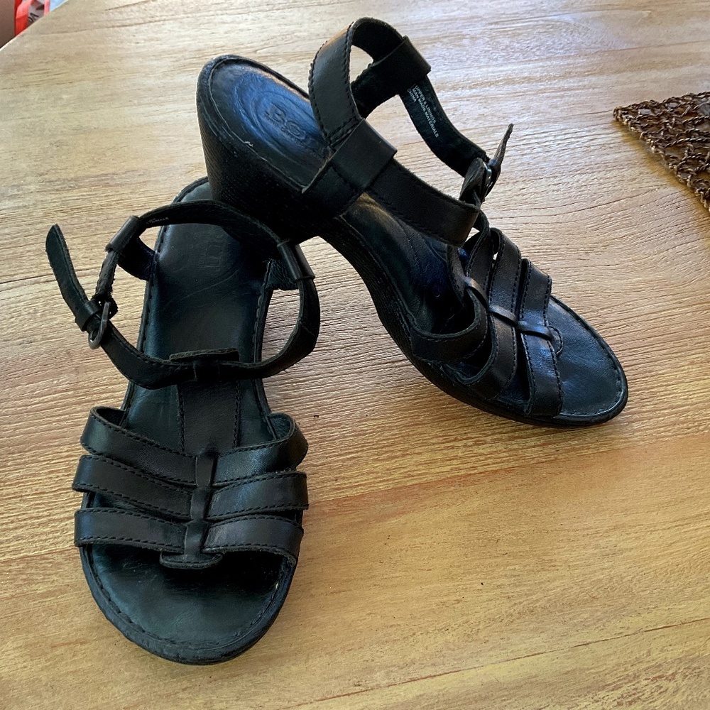 Born Black Strap Leather Heel Sandal Size 8 / EU 39